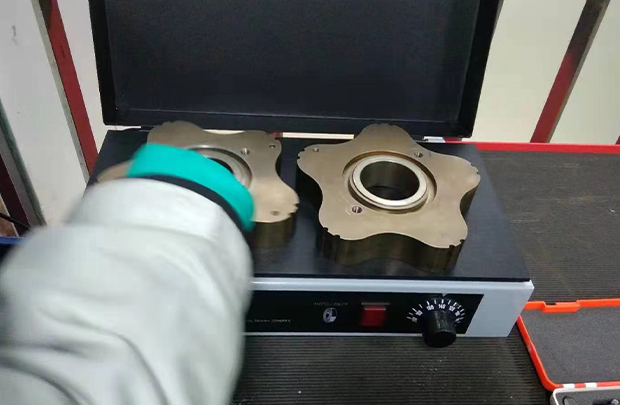 真空泵在工業(yè)上有哪些應用？